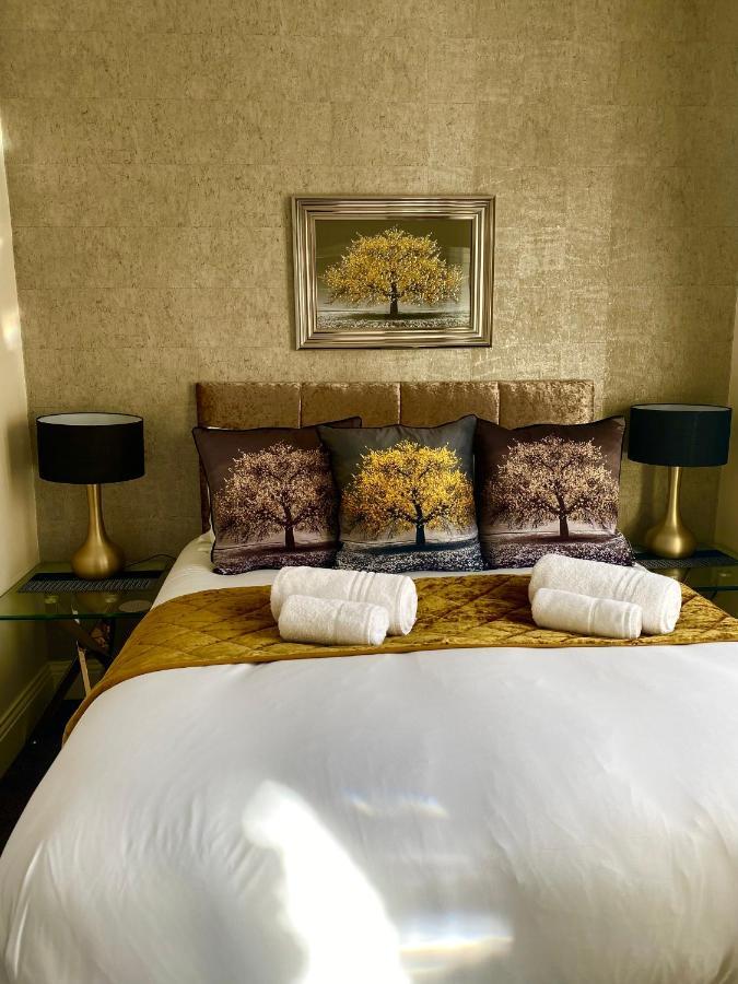 Merewyke Boutique Luxury Family Apartment Sleeps 4 , Central Location Windermere Esterno foto